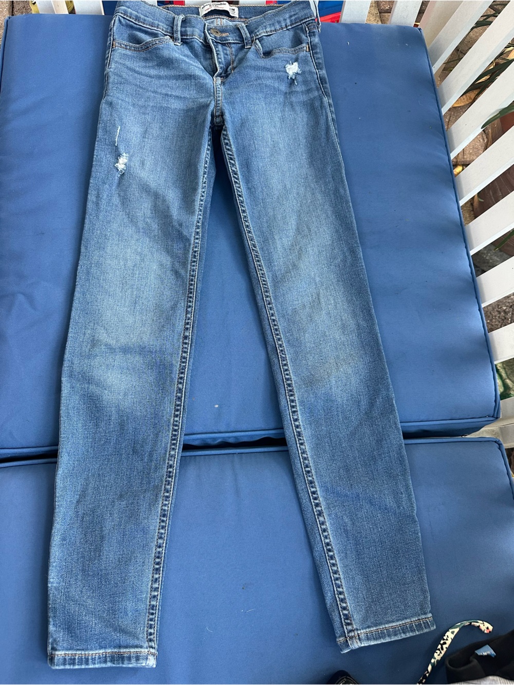 Abercrombie Size 11/12 Light Wash Skinny Jeans - Distressed Detail